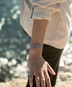 Bracelet Argent Vieilli Blanc et Bleu , Le Vent à la Française