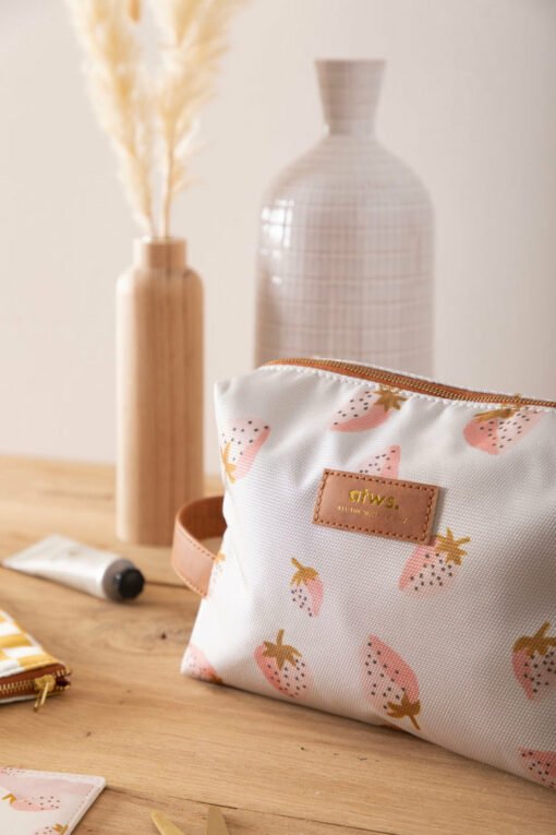 Trousse de Toilette Strawberry ATWS