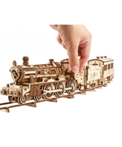 Maquette Poudlard Express, UGEARS